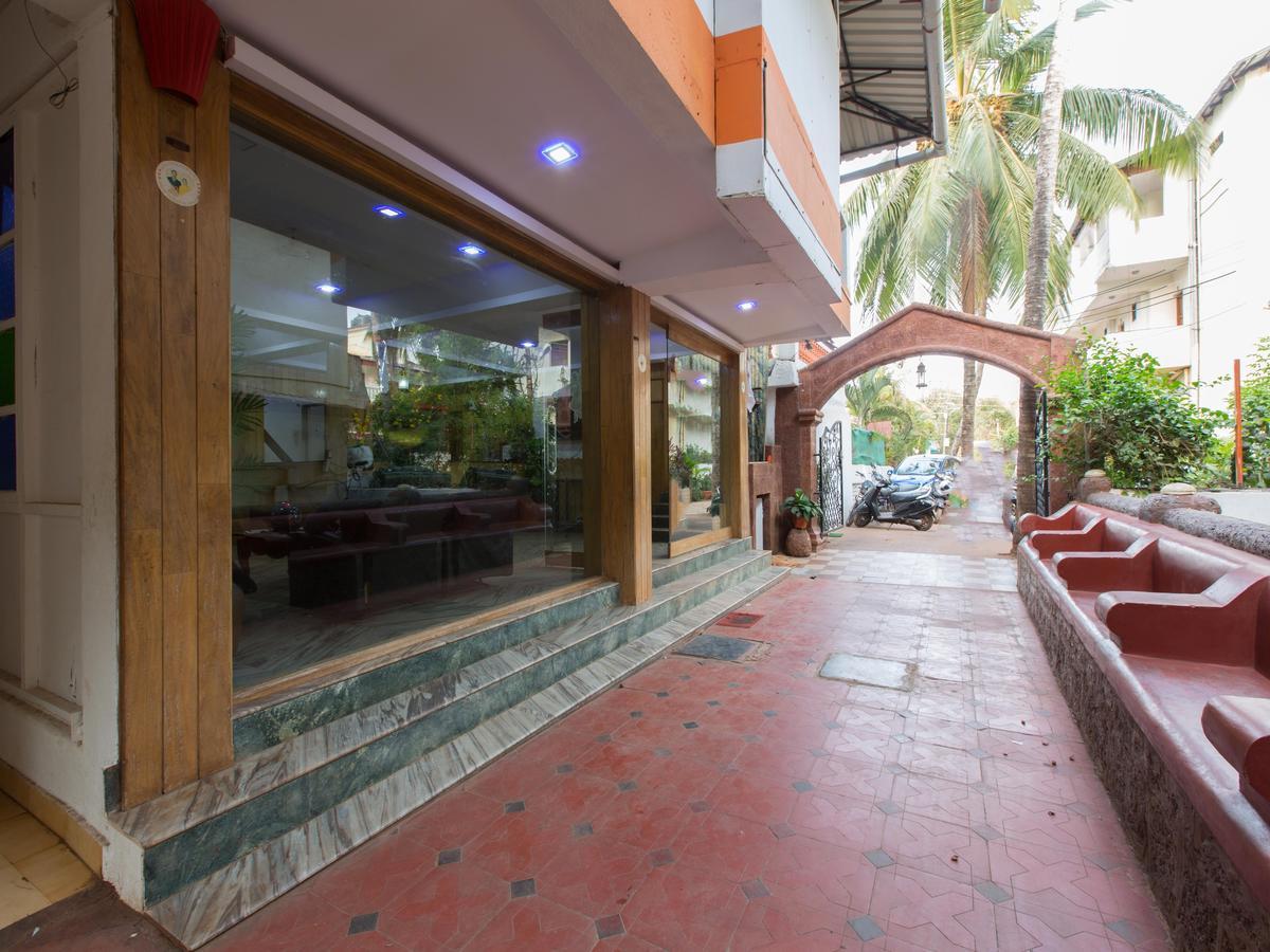 Oyo 5242 Zinho'S Hotel Baga Bagian luar foto