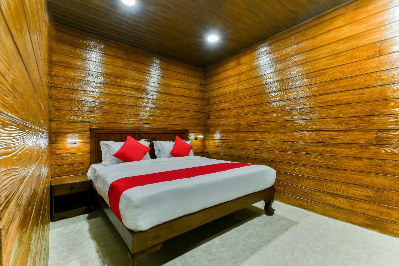 Oyo 5242 Zinho'S Hotel Baga Bagian luar foto